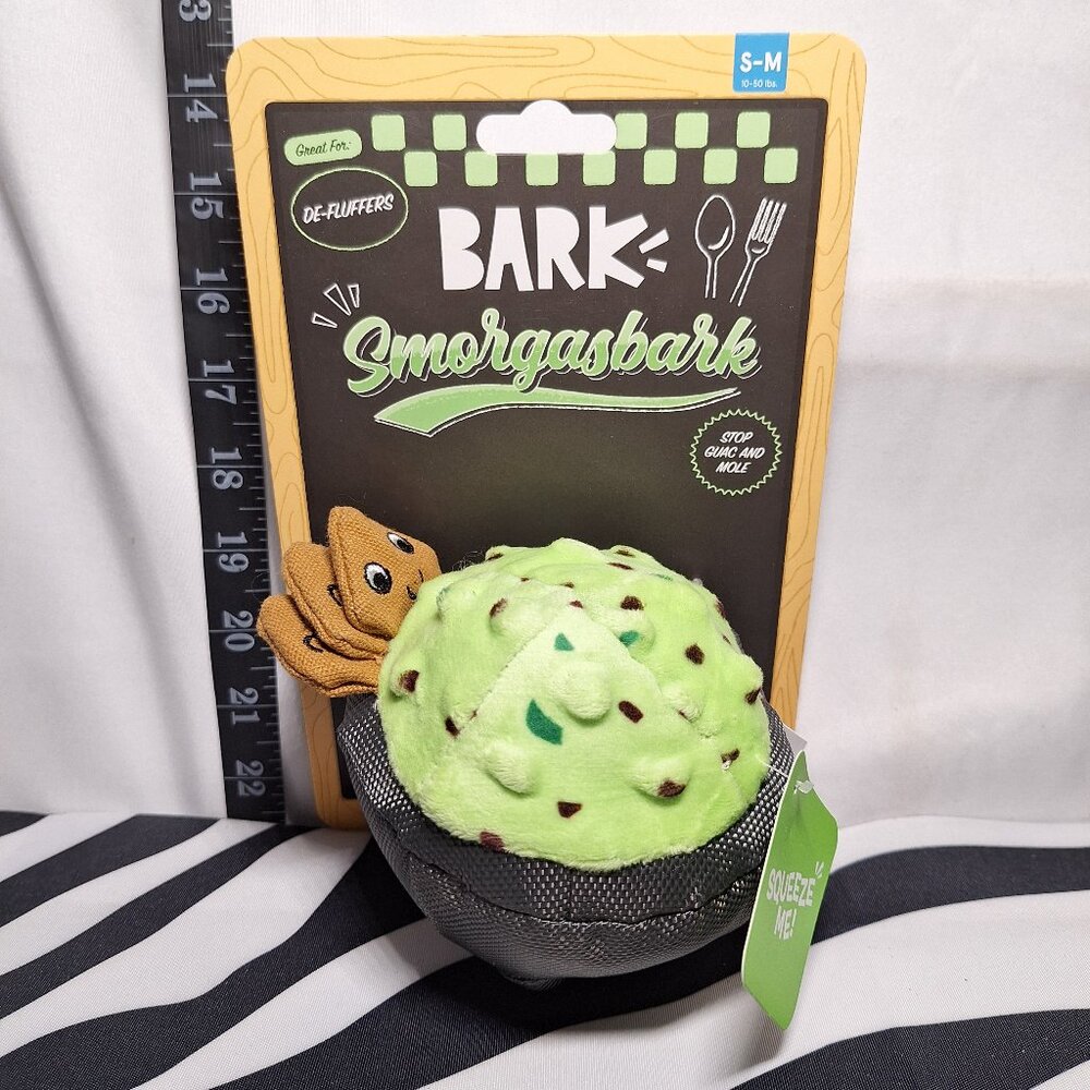NWT Bark Stop Guac and Mole Dog Toy S-M